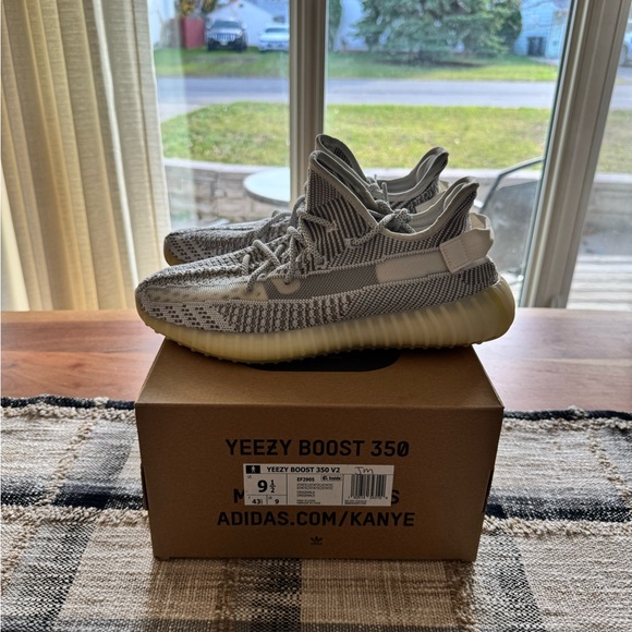 Adidas Yeezy 350 V2 “Static” - Picture 3 of 6